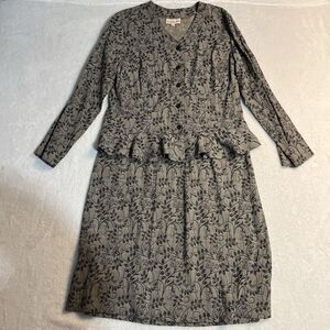 Monterey Bay 2 Piece Suit Womens Size Small Classic‎ Floral Preppy Dark Academia